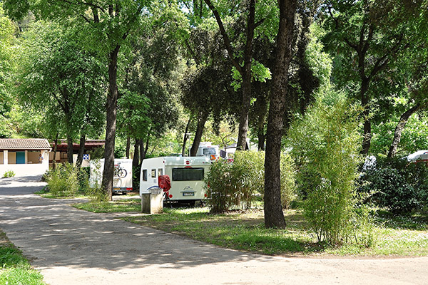 Camping le Val Fleuri-Emplacement Camping Sanitaire